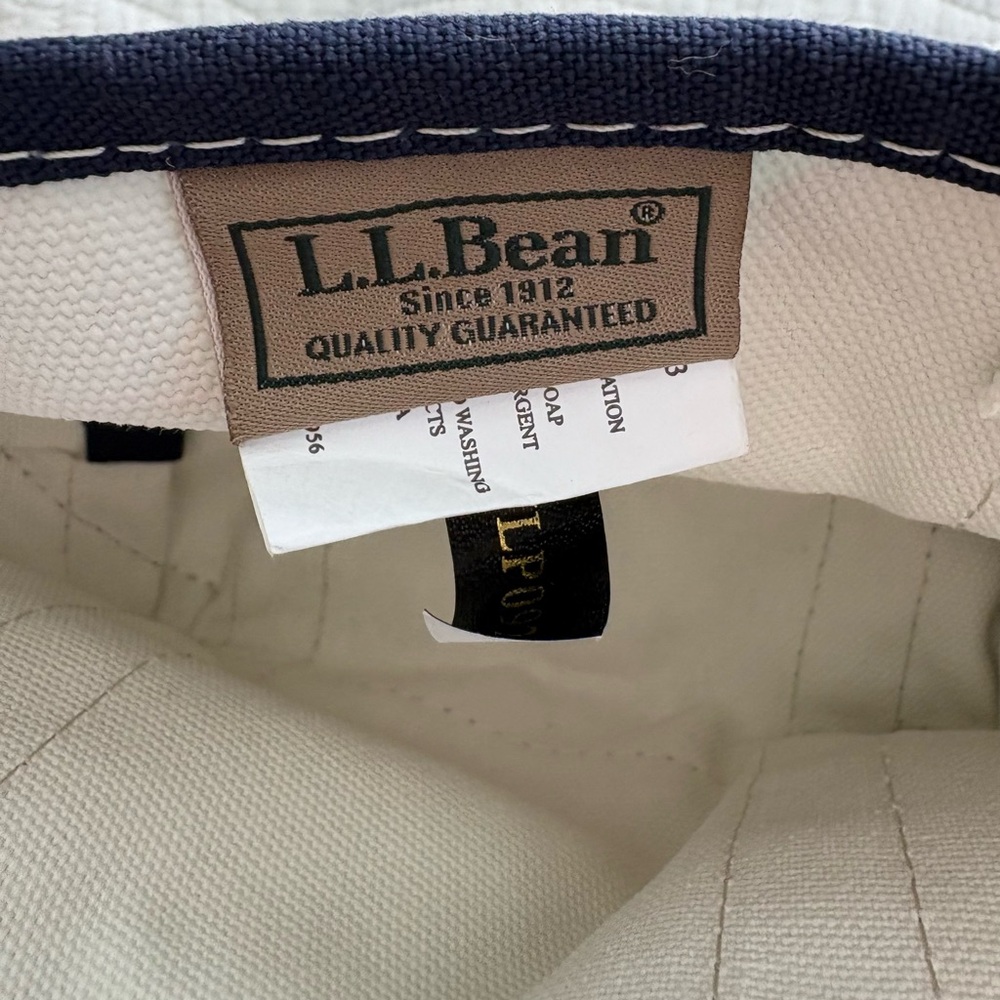 L.L. Bean Mini Boat and Tote Like New! Canvas tote - Picture 4 of 8
